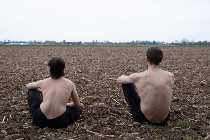 Hannah_Schillinger_field_work__c__Vito_Walter