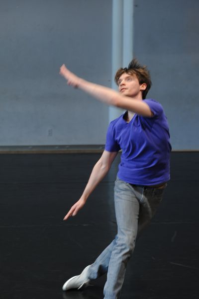 (c) Gunter Kravis At_Once_Twice_JM2