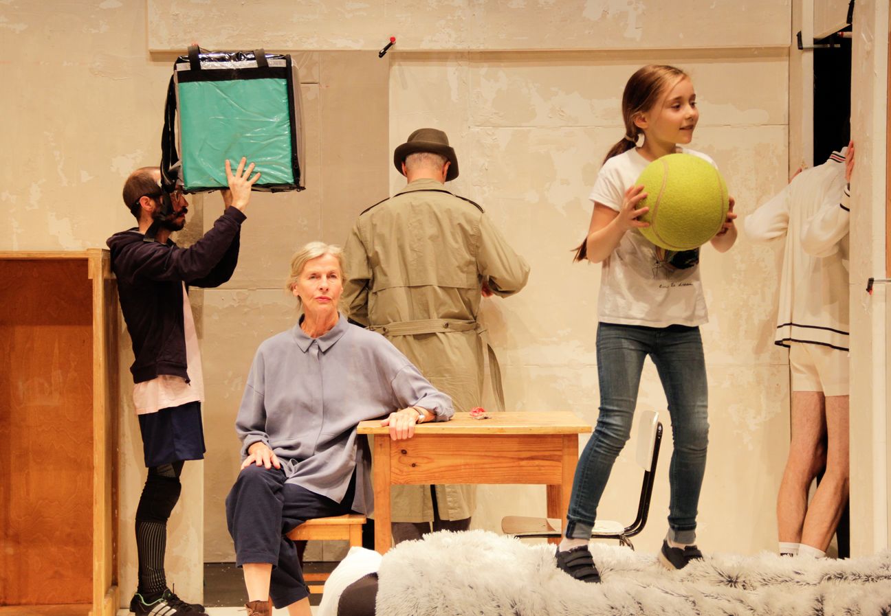 9_PublicInPrivate_TheEternalReturn__c__DiegoAgullo