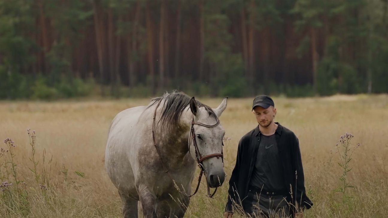 Ian_Kaler_SENTIENT_BEINGS_3__c__Screenshot_Ethan_Folk