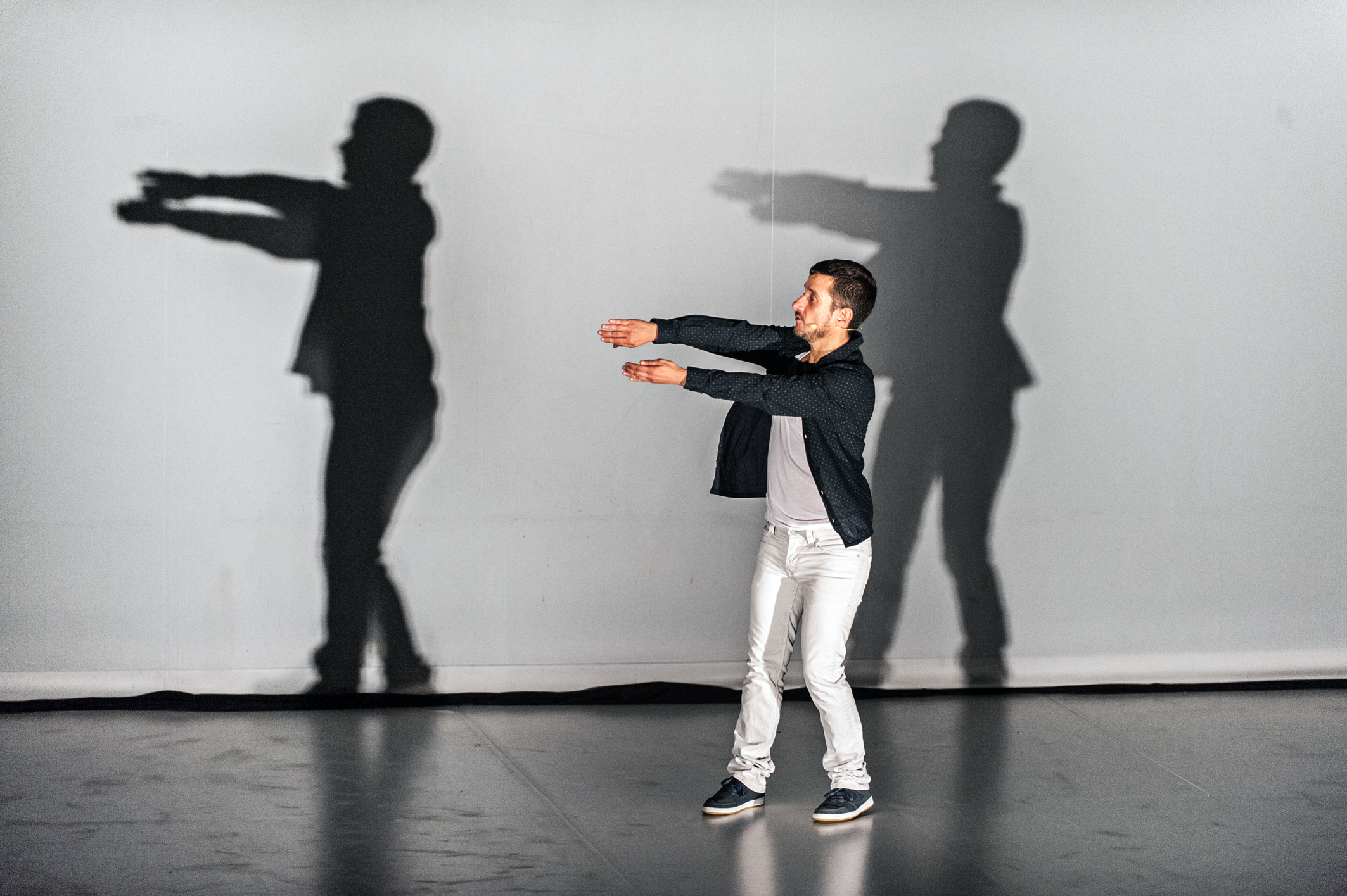 Pere Faura "No Dance, No Paradise" (c) Bernhard Müller BernhardMueller_02_SinBaileNoHayParaiso_Salzbulg2017